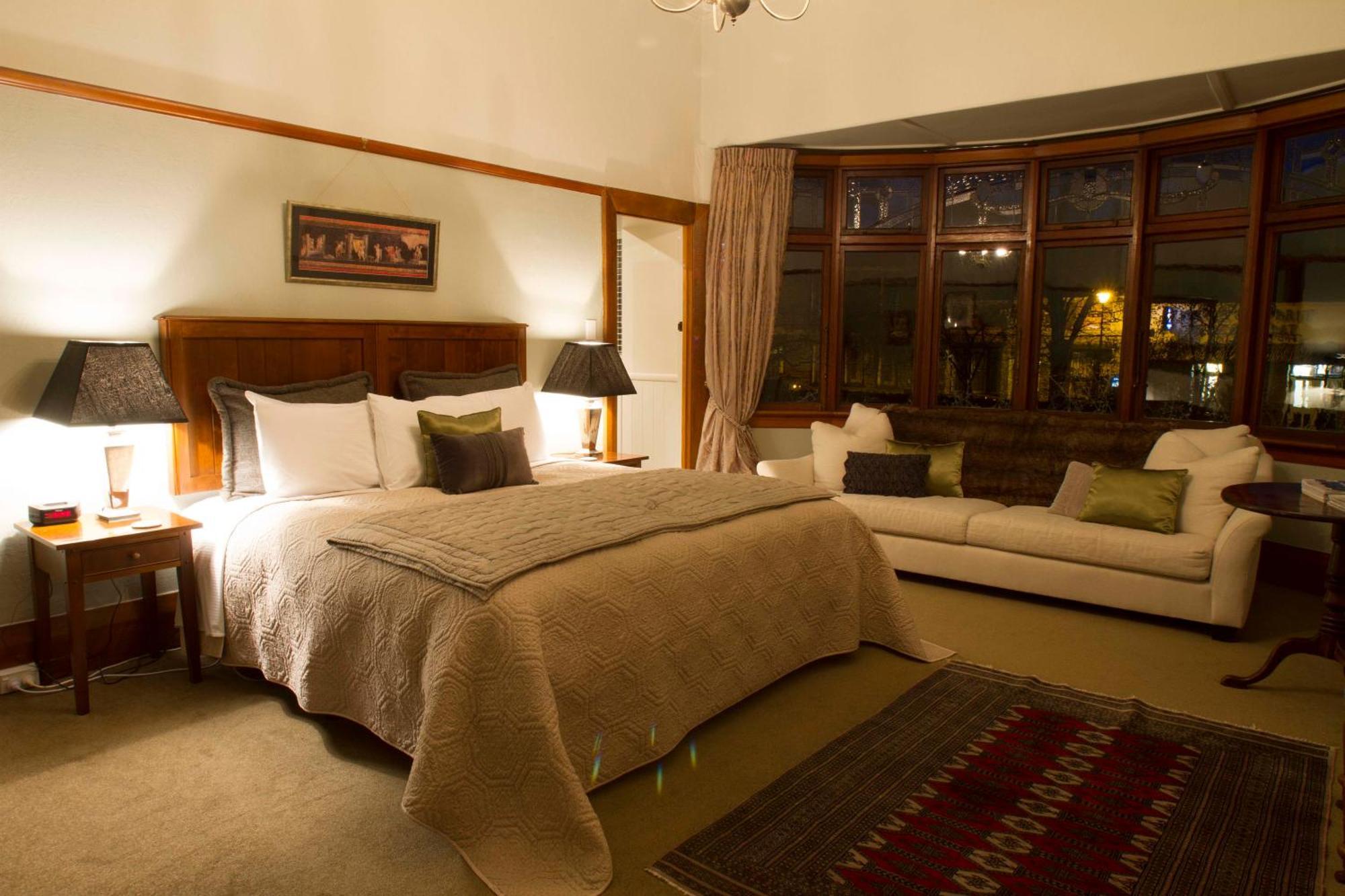 Olivers Central Otago Clyde Room photo