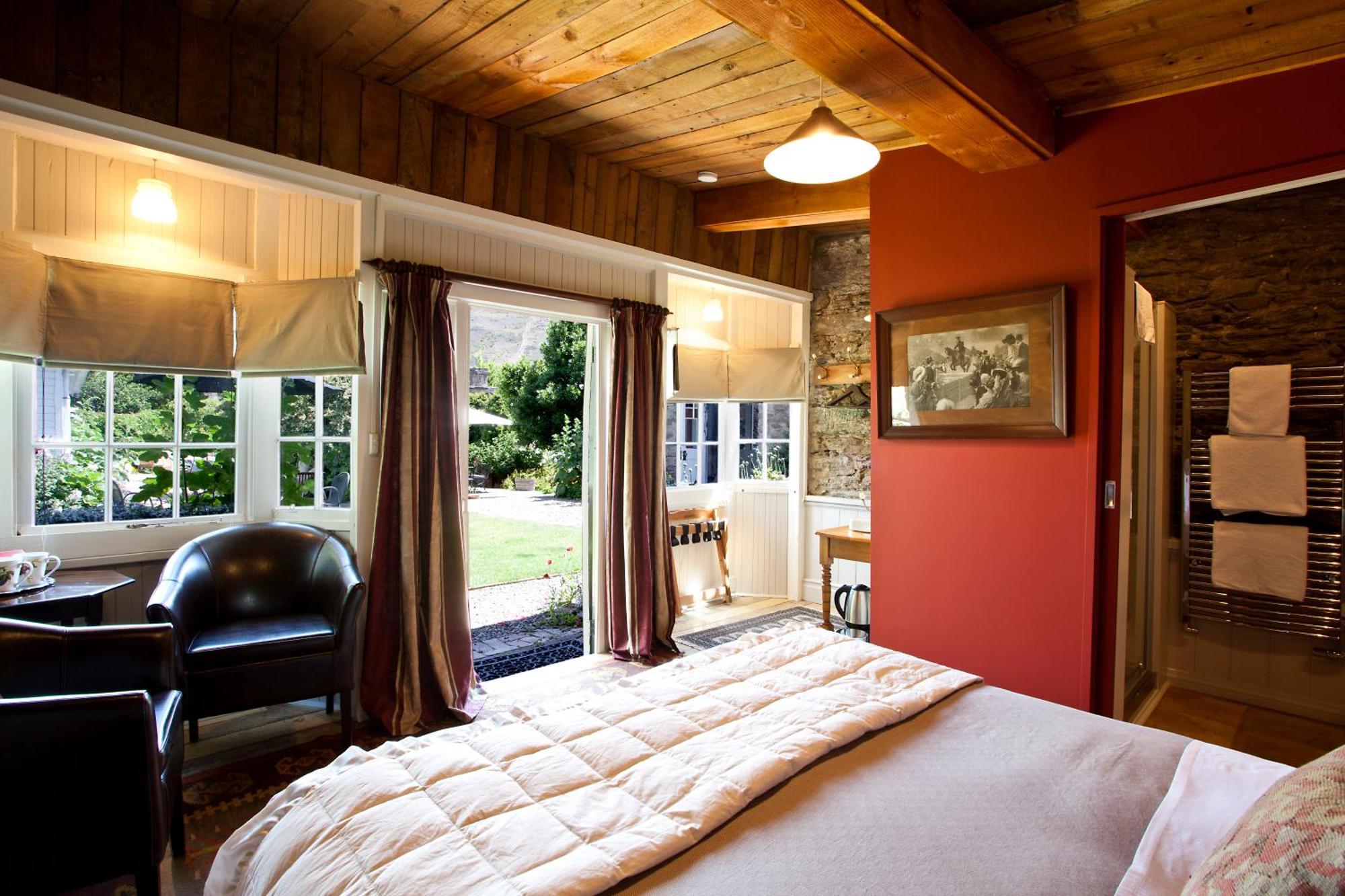 Olivers Central Otago Clyde Room photo